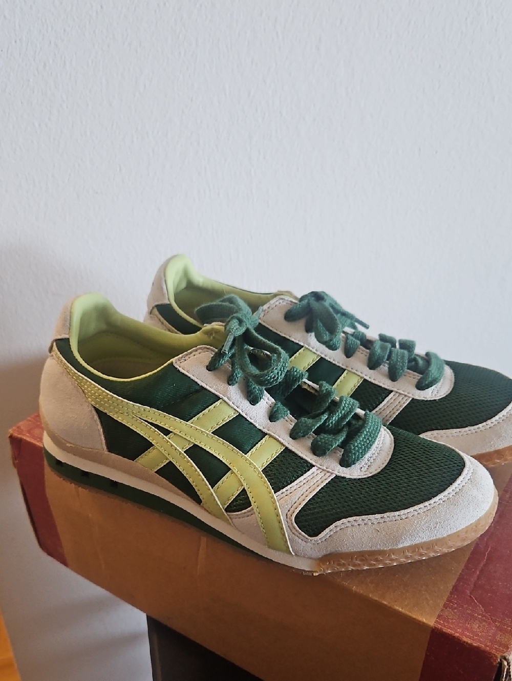Onitsuka Tiger Ultimate 81 Green/Lime Sherbet